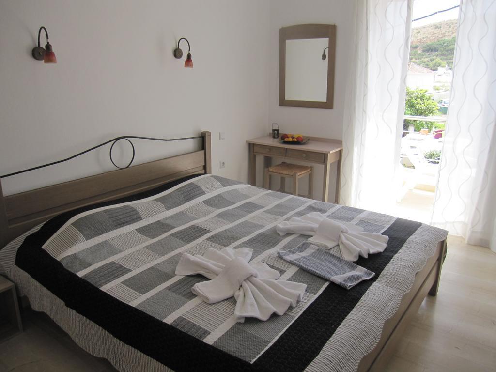 Lion-Suites Kalyves Room photo